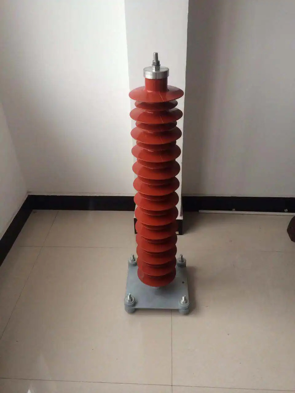 110 kV Zinc Oxide Surge Arrester HY10WZ-108/268 detail 1